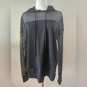 NWOT ACTIVE DOMINO MESH PULLOVER HOODIE NWOT L